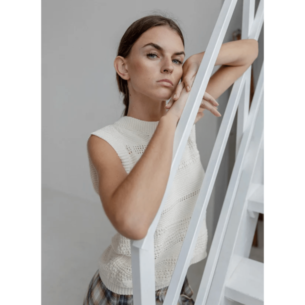 Project AJ117 Top - Aggie - Chalk