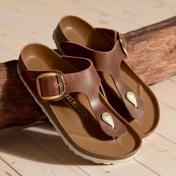 Birkenstock Gizeh Big Buckle Sandal - Cognac