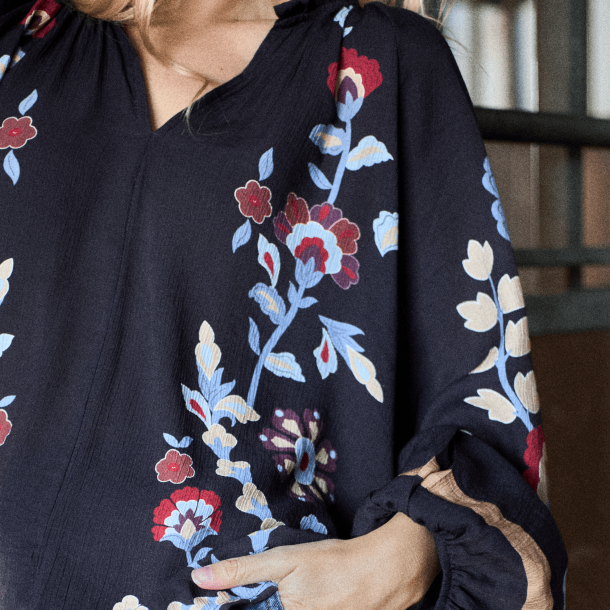 Black Colour BCMarigold Blouse - Chocolate Flower