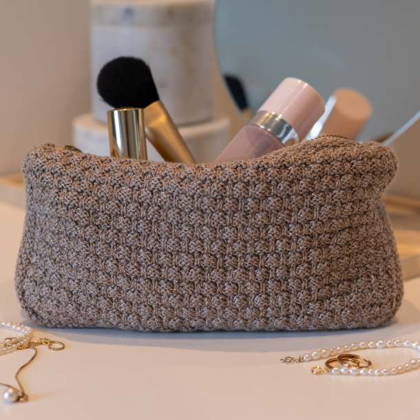 By Lohn Taske - Petra Clutch - Tiger Melange