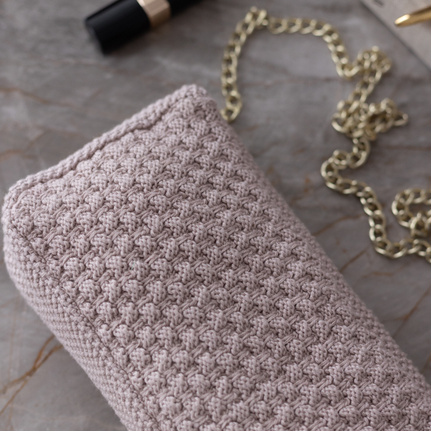 By Lohn Taske - Petra Clutch Chain - Violet