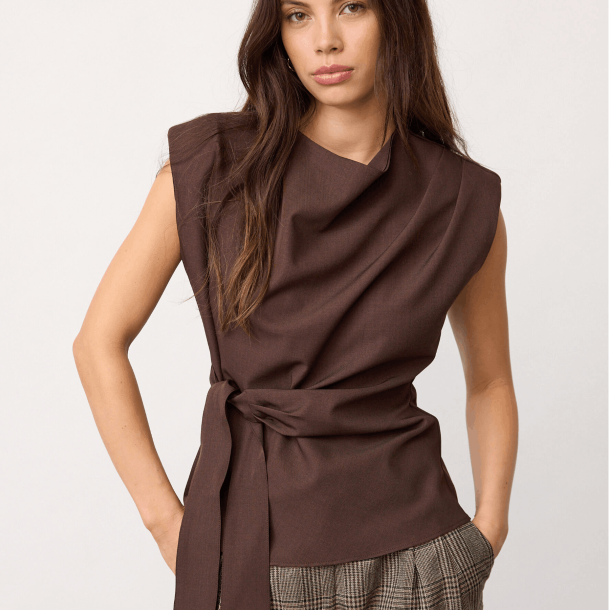 Co'couture Top - LunaCC Pleat Top - Dark Brown
