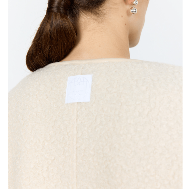 Leveté Room Vest - LR-Nissa 1 - Off White