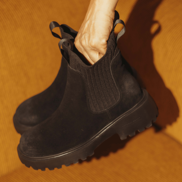 Woden Shoe The Bear Stvler - Isabella Suede - Chocolate